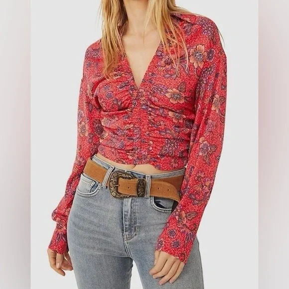 Free People Top Blouse I Got You Crop Floral Printed V Neck Smocked Size M - Picture 3 of 10